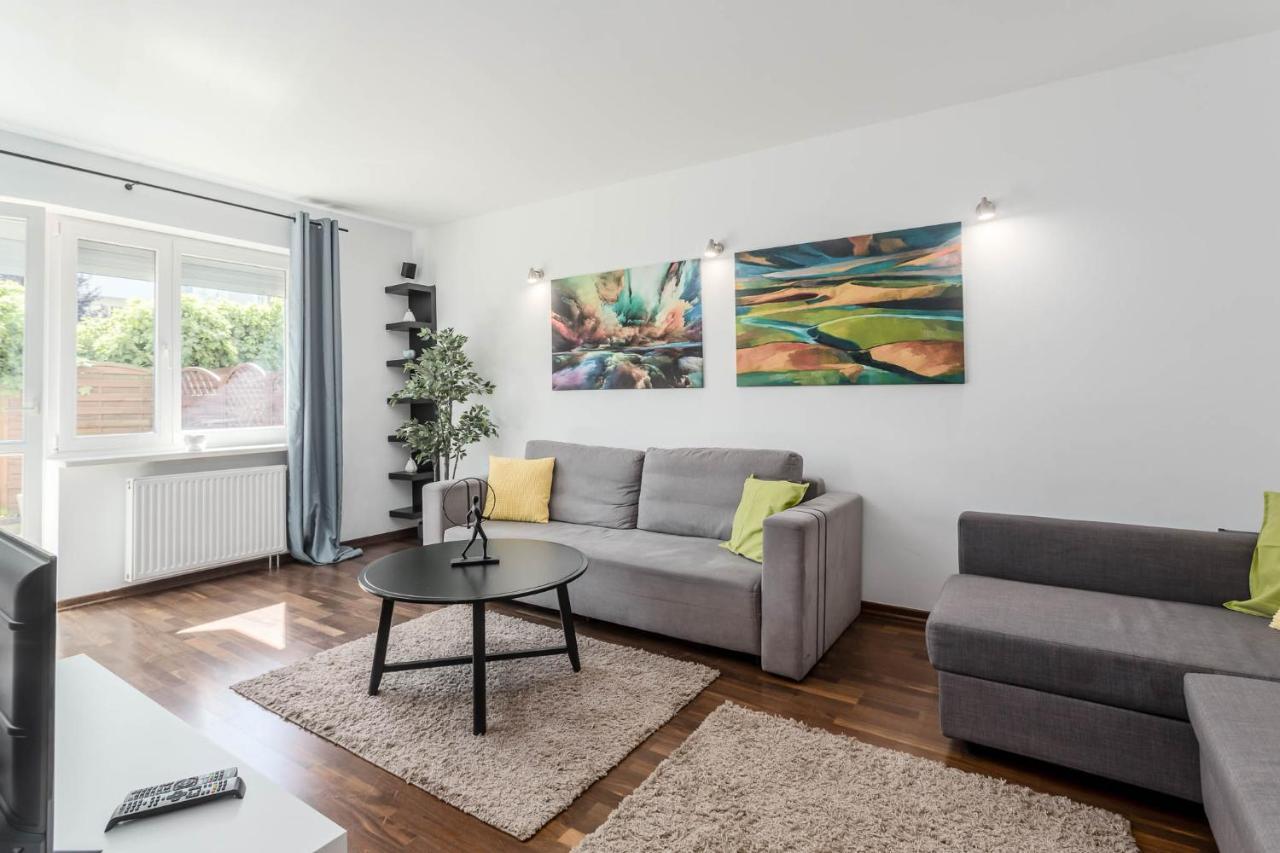 Chill Apartments Kabaty Family Warschau Buitenkant foto